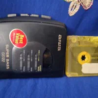 واکمن و عروسک قدیمی