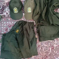 تعدادی لباس سربازی نو و در حد نو