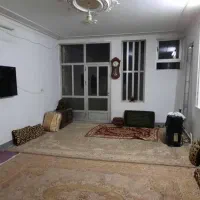 اجاره دربست منزل دو طبقه پانزده خرداد|اجارهٔ خانه و ویلا|قم, شهدا|دیوار