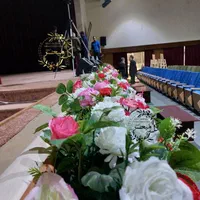 مگنولیا(اجرا گل مصنوعی برای روی سن اداری )|گل مصنوعی|تهران, بازار|دیوار
