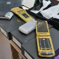 لاکچری خاص کمیاب VERTU flip|موبایل|تهران, گلستان (شهرک راه آهن)|دیوار