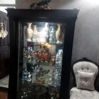 ویترین چوب راش بسیار زیبا
