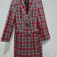 ۲تیکه لباس.مانتو.بارونی خارجی فقط ۵۰۰ هزار تومان