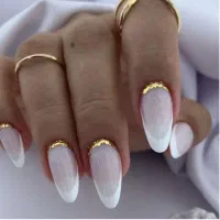 نیازمند مدل برای ترمیم و کاشت ناخن (رایگان)