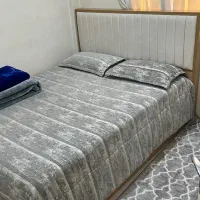 تخت خواب و سرویس رو تختی