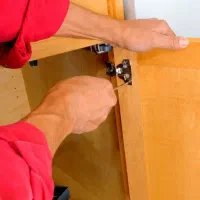 تعمیرات چوب وکابینت و لولا نصب تلوزون وه تخت خواب|خدمات پیشه و مهارت|بوشهر, |دیوار