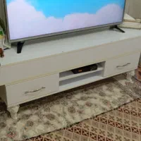 میز تلویزیون در حد نو MDF سفید