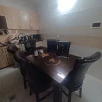 میز غذا خوری شش نفره کارکرده سالم