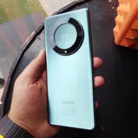 آنر X9a با حافظهٔ 256 گیگابایت رام ۸