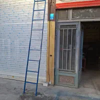 نردبان .|ابزارآلات|نسیم‌شهر, |دیوار