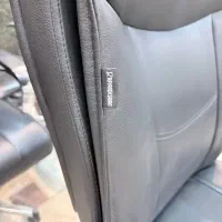 صندلی چرخدار رایانه صنعت لیو و داتیس و میز