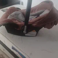 فروش یک عدد کریر نوزاد  یک عدد گهواره  ی تاب|اسباب و اثاث بچه|اسفراین, |دیوار