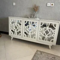 کنسول سفید اینه ای
