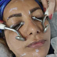 پاکسازی فیشال جوانسازی پوست|خدمات آرایشگری و زیبایی|شیراز, شهرک سراج‎|دیوار