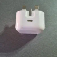 اداپتور آیفون اصلی