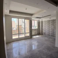 ۷۶متر کلید نخورده فول امکانات طبقه اول تا پنجم