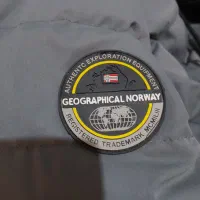 کاپشن نروژ رنگ طوسی (دو رو ) کاملا نو|لباس|تهران, امیریه|دیوار