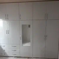 کمد با اینه وسط