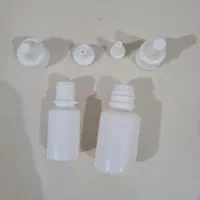 تعدادی ظروف قطره چکانی سایز ۱۰سی سی و۲۰
