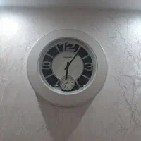 ساعت دیواری امگا۷ دوموتوره آرام گرد