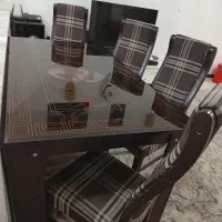 میز نهارخوری چهارنفره