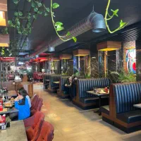 همکار سالن کار