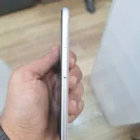 SE 2020 WHITE|موبایل|تهران, فردوسی|دیوار