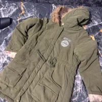 پالتو|لباس|شیراز, شهرک مدرس|دیوار