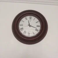 ساعت دیواری