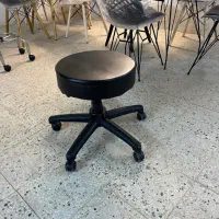 تولید انواع صندلی تابوره زیمنسی کف گرد|آرایشگاه و سالن‌های زیبایی|ری, ملک‌آباد|دیوار