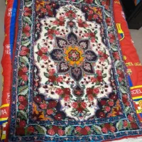 چند تا فرش دست باف