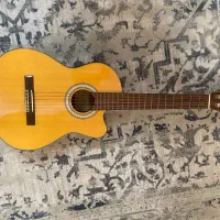 گیتار کلاسیک کات‌اوی پیکاپ‌دار Pao Chia