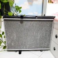 رادیاتور مارک کوشش رادیاتور 206 در حد نو