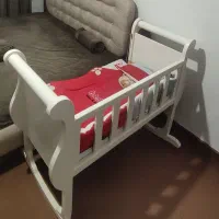 تخت وگهواره