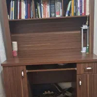 میز|میز تحریر و کامپیوتر|شاهینشهر, شهرک گلدیس|دیوار