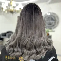 انواع خدمات رنگ مو با متریال اورجینال|خدمات آرایشگری و زیبایی|مشهد, هفت تیر (حافظ)|دیوار