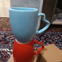 ماگ بزرگ تک رنگ ابی فقط موندم