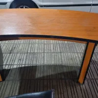 میزتحریر میز اداری بسیار تمیز