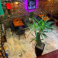 باریستا خانوم و سالن کار خانوم