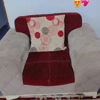 مبلمان هفت نفر کاملآ سالم همراه میز عسلی|مبلمان خانگی و میز عسلی|قرق, |دیوار