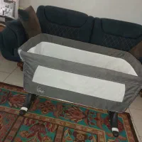 تخت کنار مادر zooye