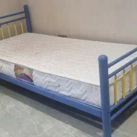 تخت و تشک