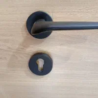 یراق دستگیره قفل سیلندر توپی در درب اتاقی|مصالح و تجهیزات ساختمان|شیراز, شهرک رضوان|دیوار