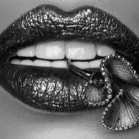 آموزش نقاشی با مدادرنگی و سیاه قلم کودک و بزرگسال