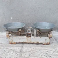 ترازو سنگی قدیمی فورش فوری