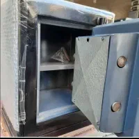 گاو صندوق گاوصندوق|ابزارآلات|مشهد, نیروی هوایی|دیوار