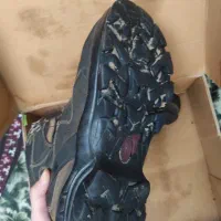 پوتین کوهنوردی|کوهنوردی و کمپینگ|رشت, سعدی (تختی)|دیوار