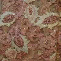 پارچه مجلسی گیپور گلدوزی شده با آستر