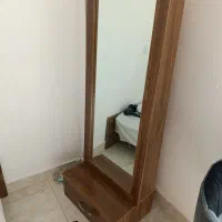 اینه دارای کشو