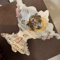 تعدادی ظروف قدیمی( ورق بزنید)